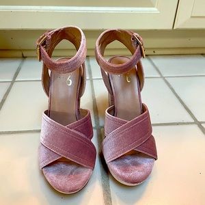 Pink velvet chunky heels